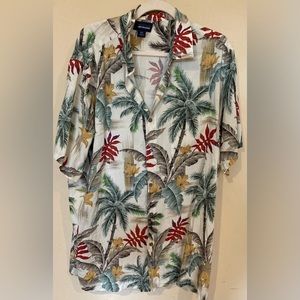 Arthouse Tropical Button Down - Size XLT